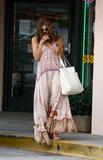 th_85762_Eva_Mendes_leaves_a_nail_salon_in_Beverly_Hills_280809_122_128lo.jpg