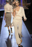 th_26981_md-marieclaire.co.uk-ss09-rtw-paris-w-gaultier-001-ebyhwgak_122_36lo.jpg