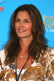 th_40443_Cindy_Crawford_Celebrity_City_Mix_810182_122_399lo.jpg