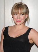 http://img226.imagevenue.com/loc416/th_819002328_Hilary_Duff_at_Kimberly_Snyder_Book_Launch_Party34_122_416lo.jpg