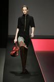 th_32801_Leonard_FW09_DriellyOliveira_01_122_449lo.jpg