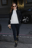 th_95485_Preppie_Jessica_Chastain_at_Walter_Kerr_Theater_in_NYC_5_122_513lo.JPG