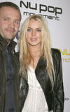 Lindsay Lohan (Линдси Лохан) - Страница 8 Th_30989_celebrity-paradise.com_Lindsay_Lohan_Nu_Pop_011_123_539lo