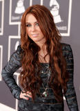 th_60636_miley_cyrus_1_tikipeter_celebritycity_084_123_542lo.jpg