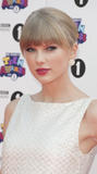 Taylor Swift テイラー・スウィフト