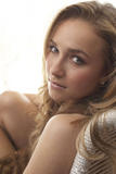 http://img226.imagevenue.com/loc372/th_53549_Hayden_Panettiere_-_Jonathon_Skow_photoshoot_559_122_372lo.jpg