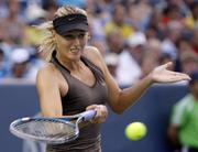 http://img226.imagevenue.com/loc521/th_050730462_TLFANMariaSharapova98_122_521lo.jpg