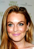 http://img226.imagevenue.com/loc69/th_40609_Lindsay_Lohan__UglyBettyPremiereParty_150908_14_122_69lo.jpg